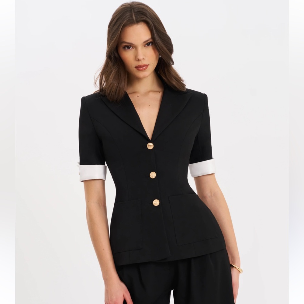 Miss Circle Aleena Short Sleeve Business Casual Blazer (Size XS)